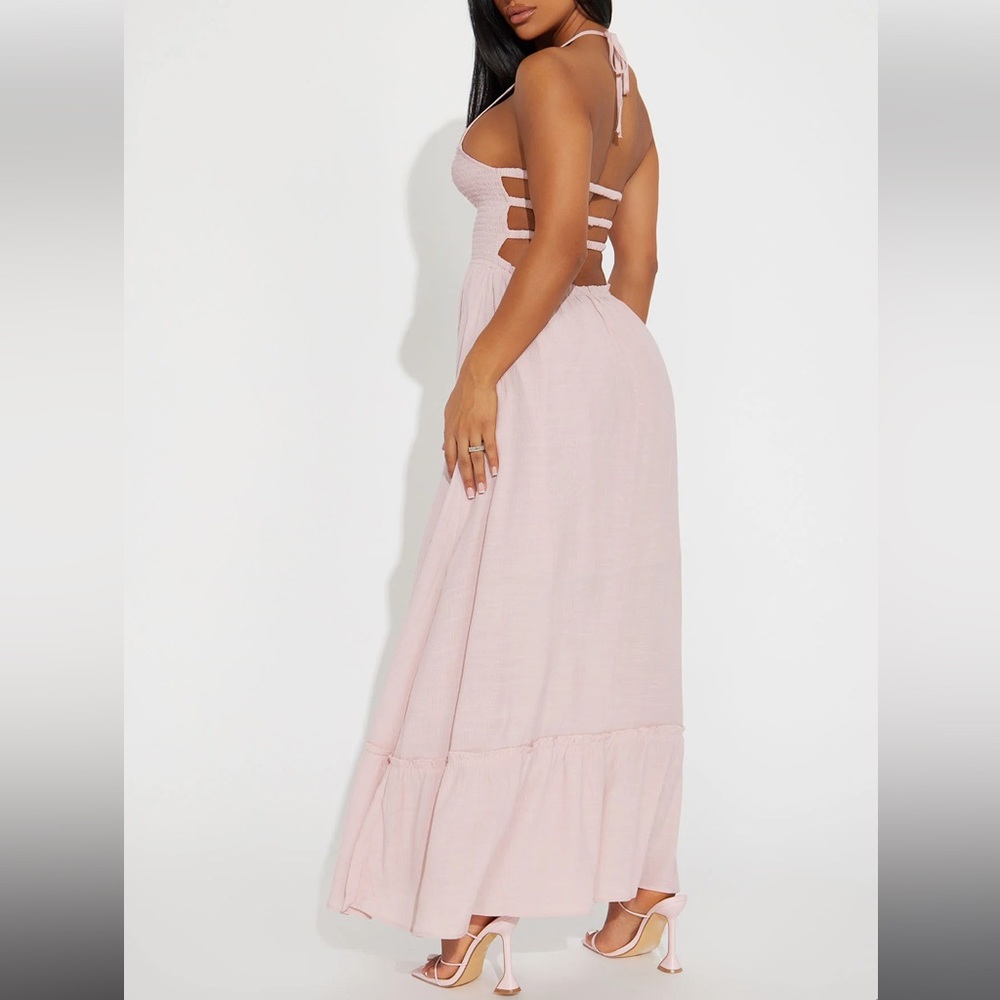 Mauve halter maxi dress 🤍